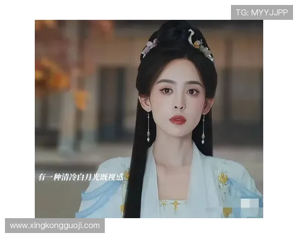 从“少女专业户”到“百变戏骨”：胡可的荧屏蜕变之路